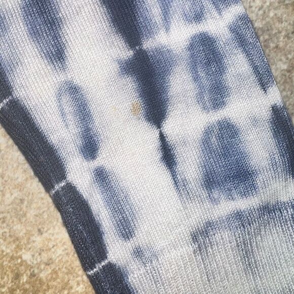 🐘 Twelve by Twelve Blue Cardigan - Picture 2 of 5